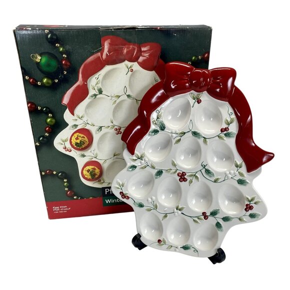 Winterberry Pfaltzgraff Christmas Tree Ceramic Deviled Egg Plate With Holly & Bo - Picture 1 of 6